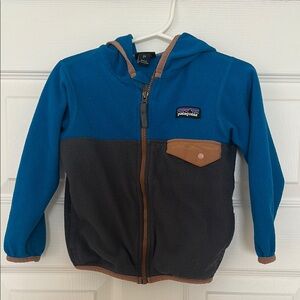 Patagonia Kids Blue and Gray Fleece Hoodie 2T